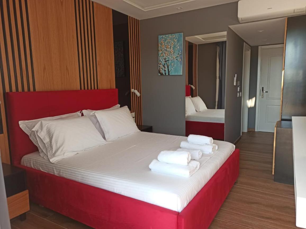 The View Hotel Ksamil Esterno foto